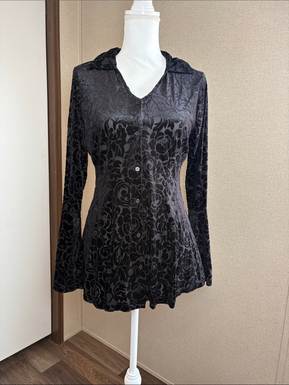 Ultra Pink Women Black Velvet Burnout Top M Floral Bell Sleeve Dark Whimsigoth